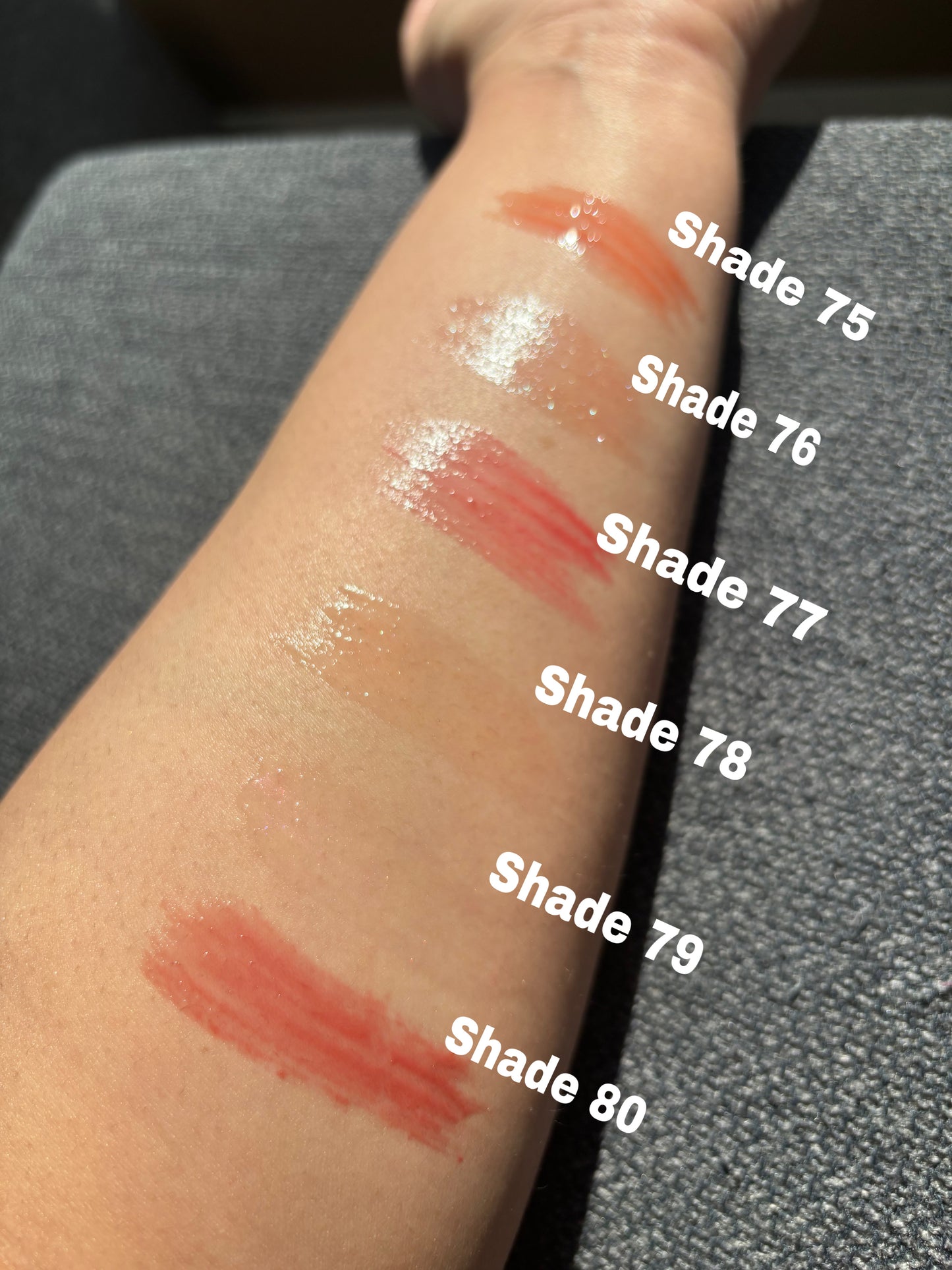 Halo hydrate lip gloss
