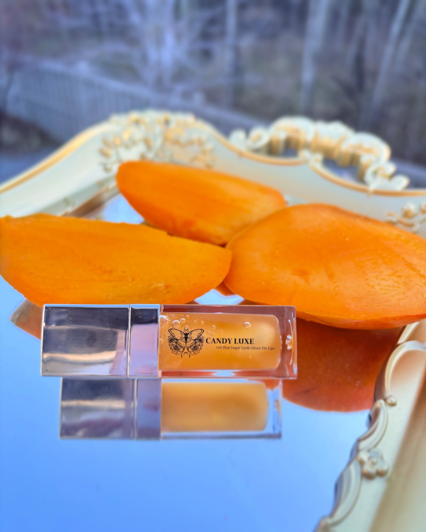 Luscious Fruit Oils: A Burst of Hydration for Your Lips
